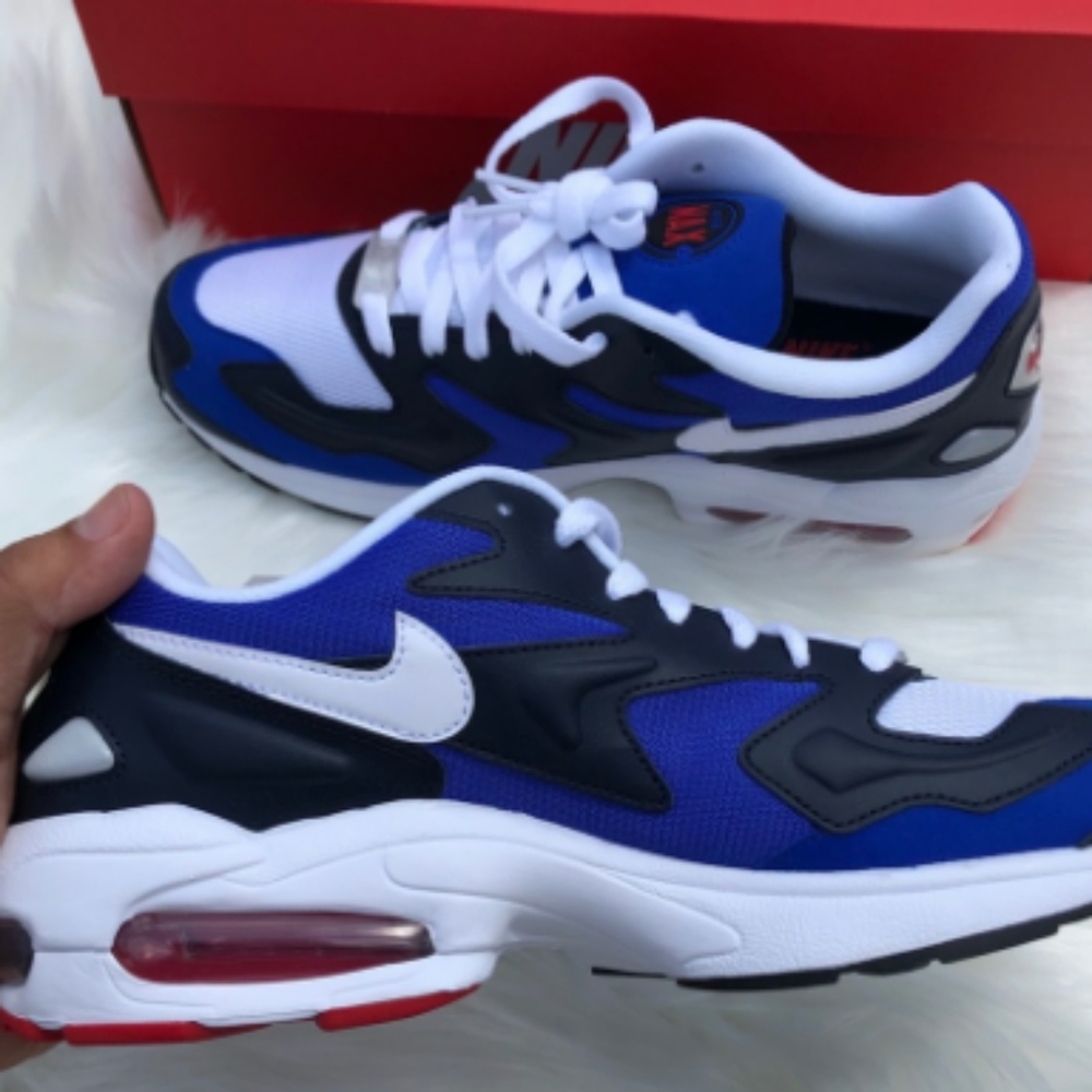 NWT Nike Air Max 2 Light
